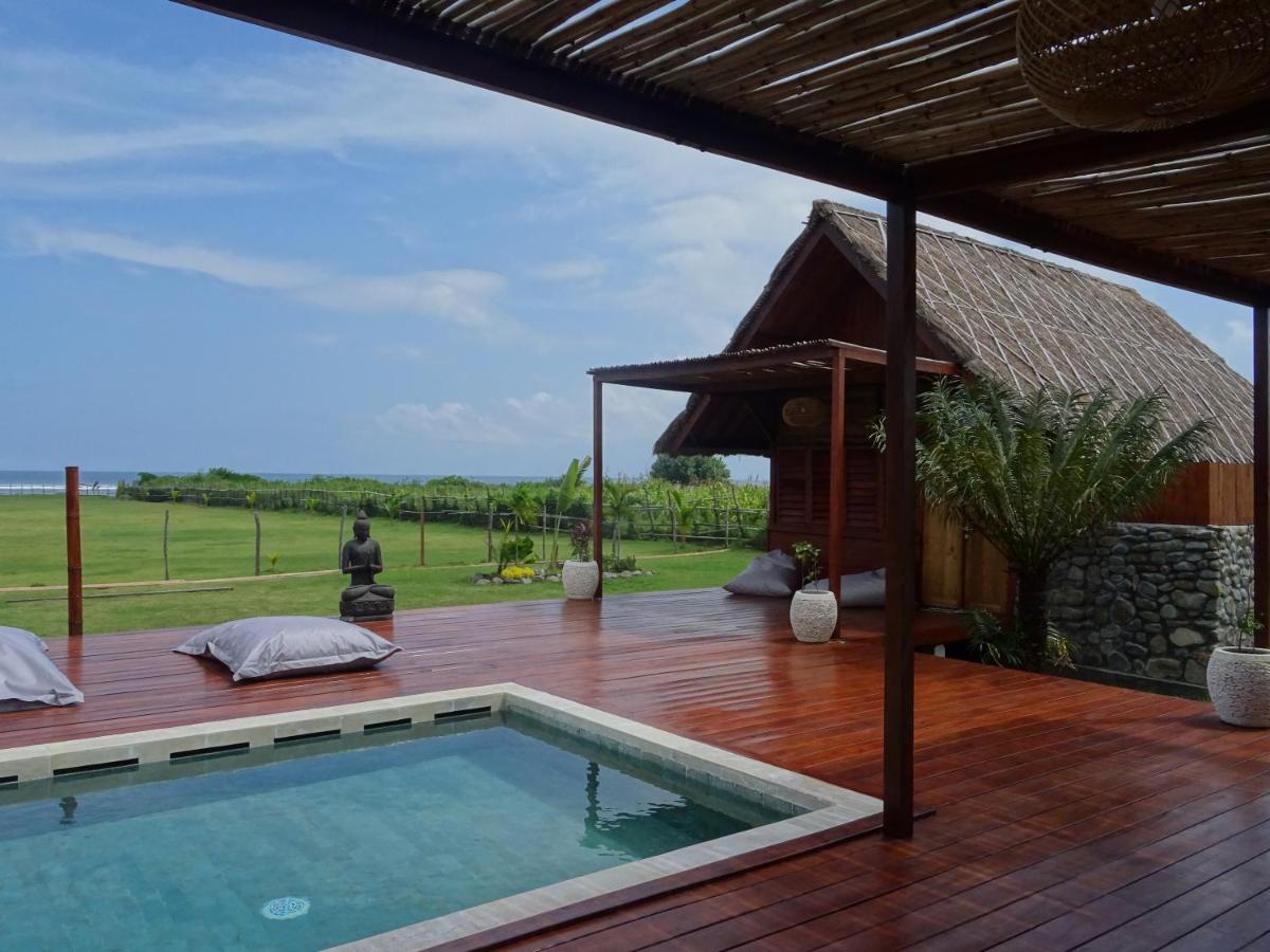 Naia Villas And Bungalows Sumbawa Sekongkang Zewnętrze zdjęcie