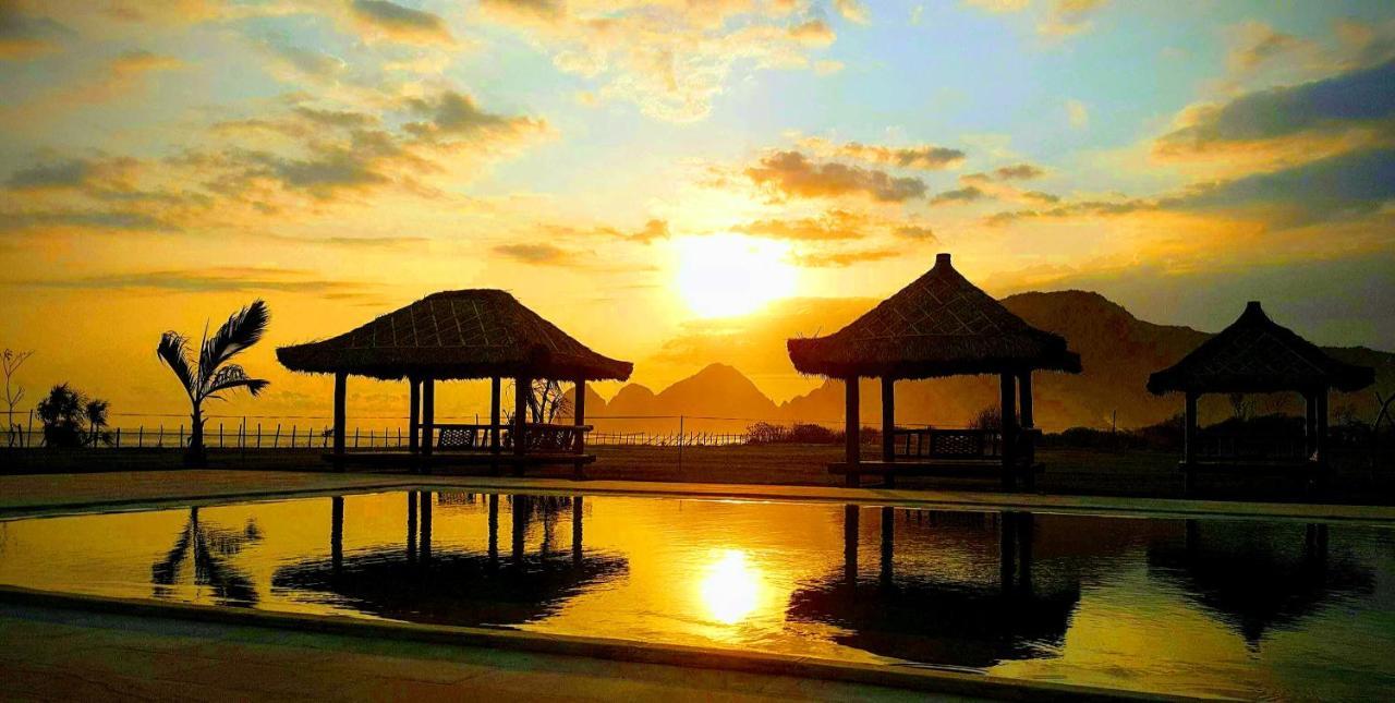 Naia Villas And Bungalows Sumbawa Sekongkang Zewnętrze zdjęcie