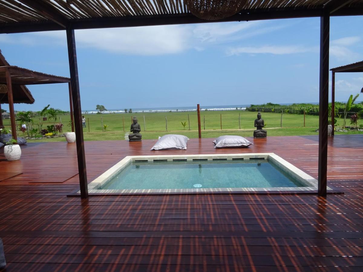 Naia Villas And Bungalows Sumbawa Sekongkang Zewnętrze zdjęcie