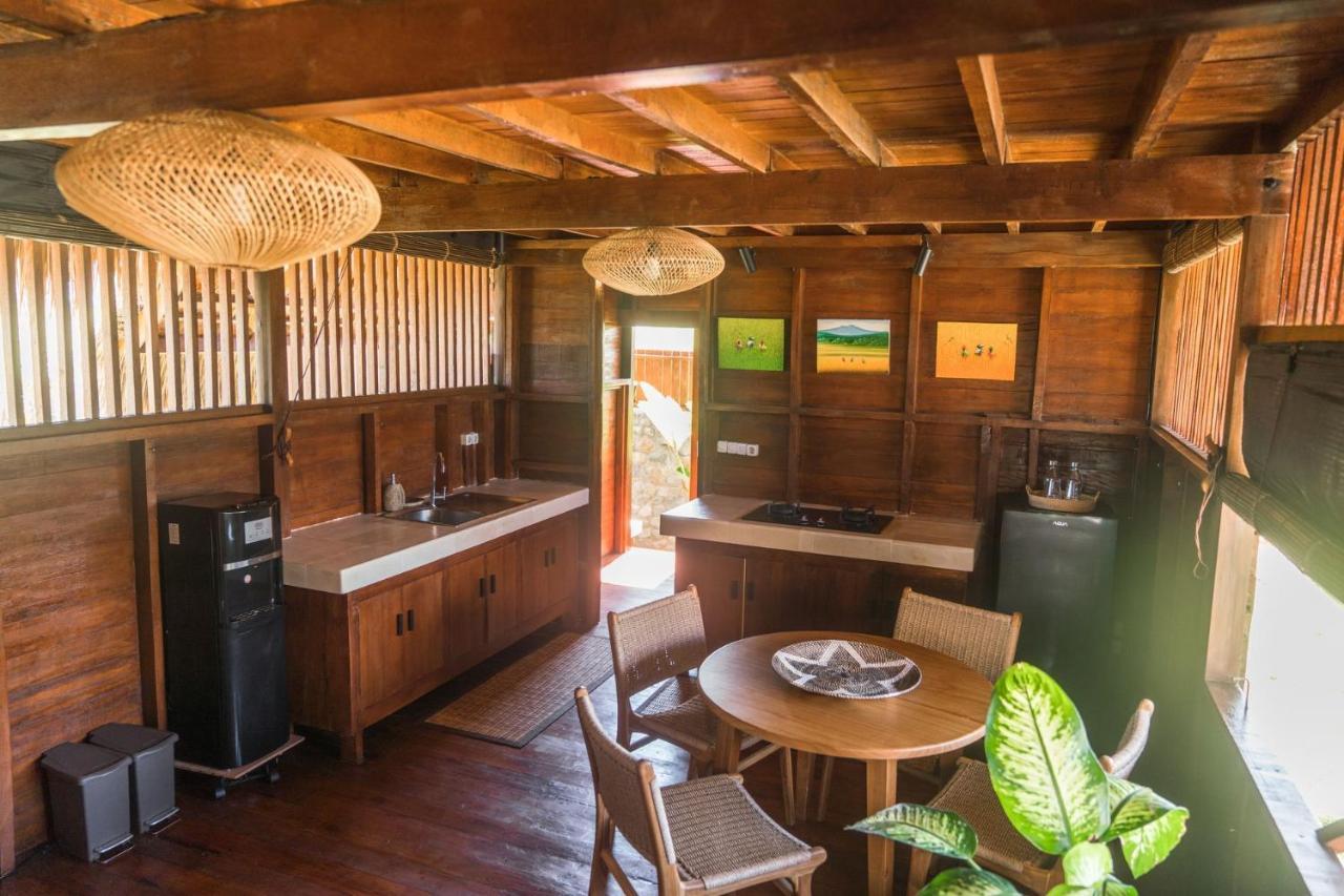 Naia Villas And Bungalows Sumbawa Sekongkang Zewnętrze zdjęcie