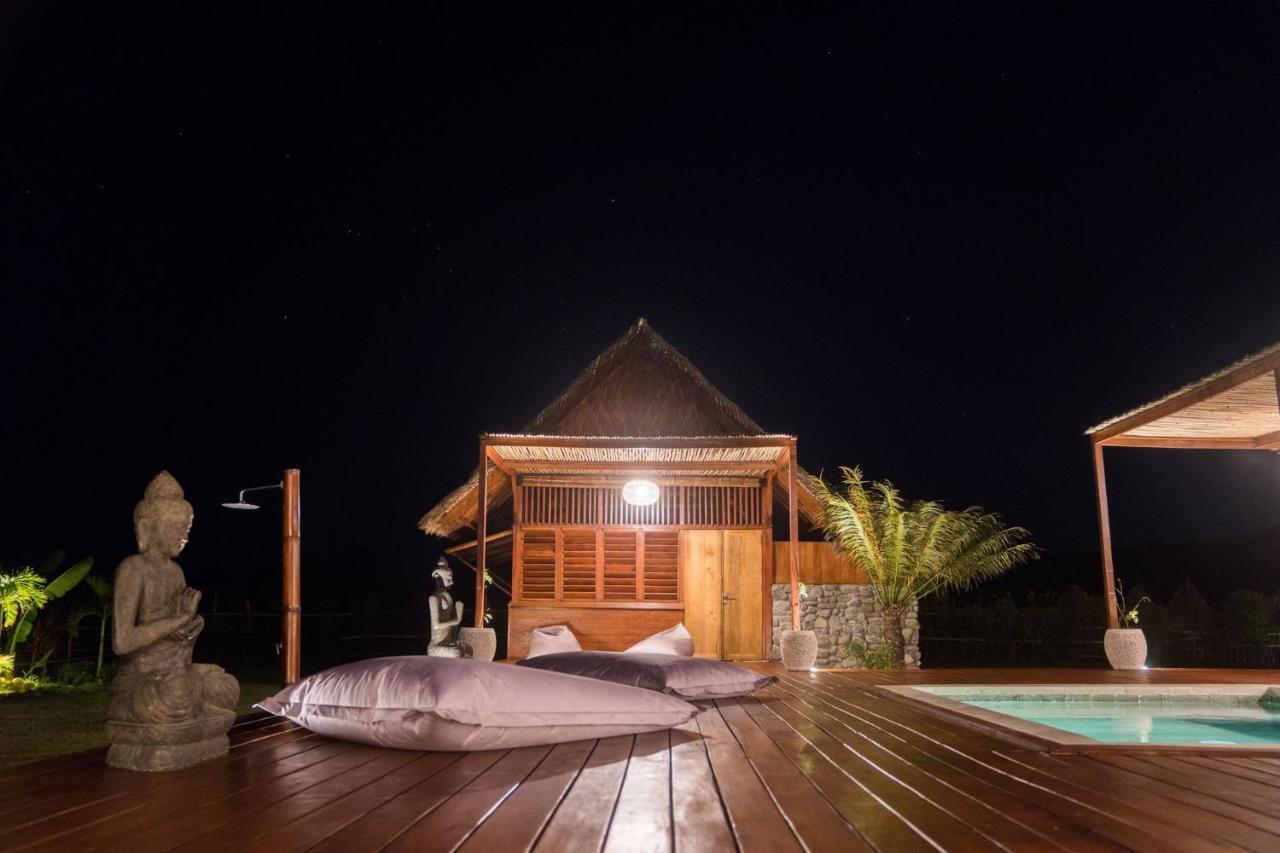 Naia Villas And Bungalows Sumbawa Sekongkang Zewnętrze zdjęcie