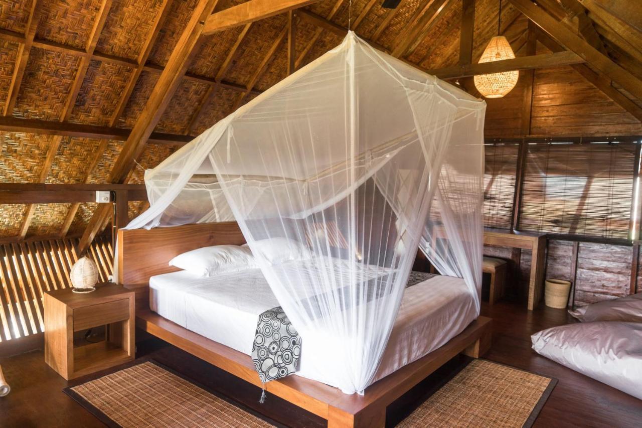 Naia Villas And Bungalows Sumbawa Sekongkang Zewnętrze zdjęcie