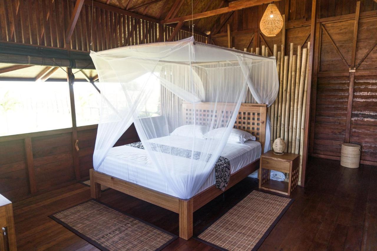 Naia Villas And Bungalows Sumbawa Sekongkang Zewnętrze zdjęcie