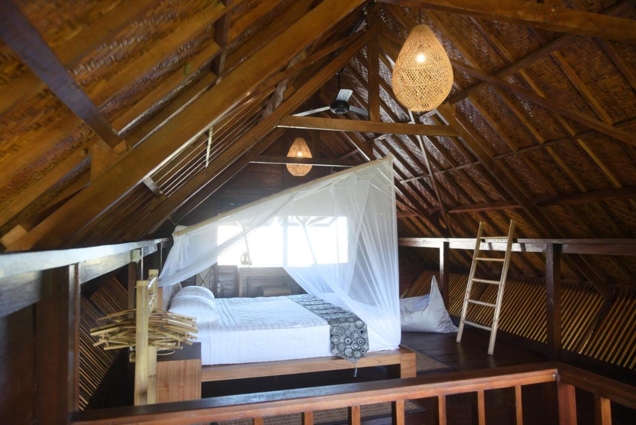Naia Villas And Bungalows Sumbawa Sekongkang Zewnętrze zdjęcie